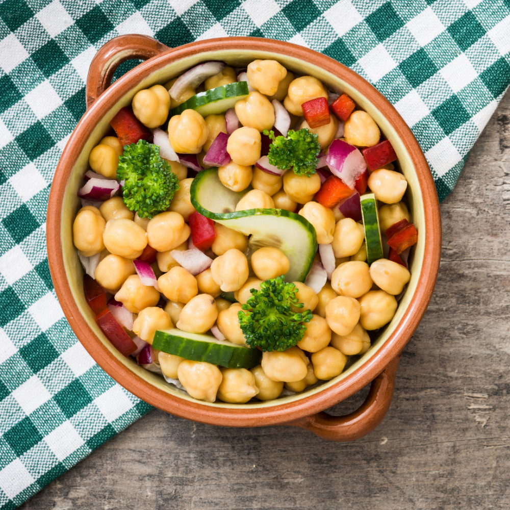 Vegan Cucumber Salad With Chickpeas